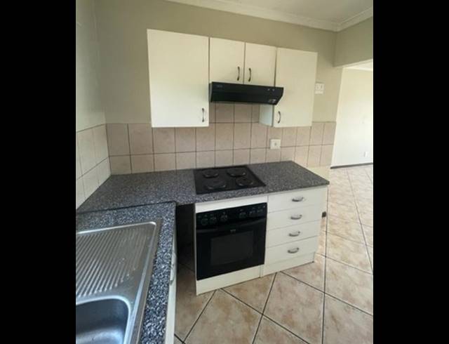 2 BEDROOM PROPERTY TO RENT IN RAVENSKLIP